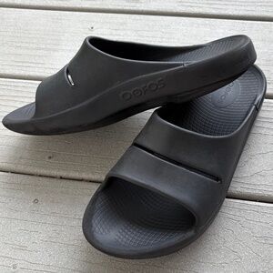 OOFOS OOahh Size Men's 9/ Women's 11 Unisex Slide Sandals - Black